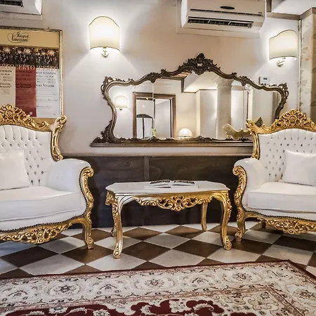 Ca' Lavezzera Венеция