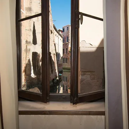 Ca' Lavezzera Konukevi 4*
