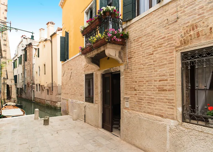 Ca' Lavezzera Maison d'hôtes 4*